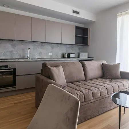 Italianway Comfort - Pasolini 70 C - Feel Uptown Апартаменты *