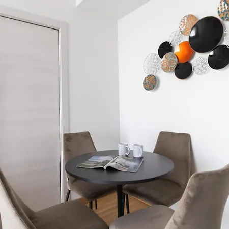 Italianway - Pasolini 70 C - Feel Uptown Apartment